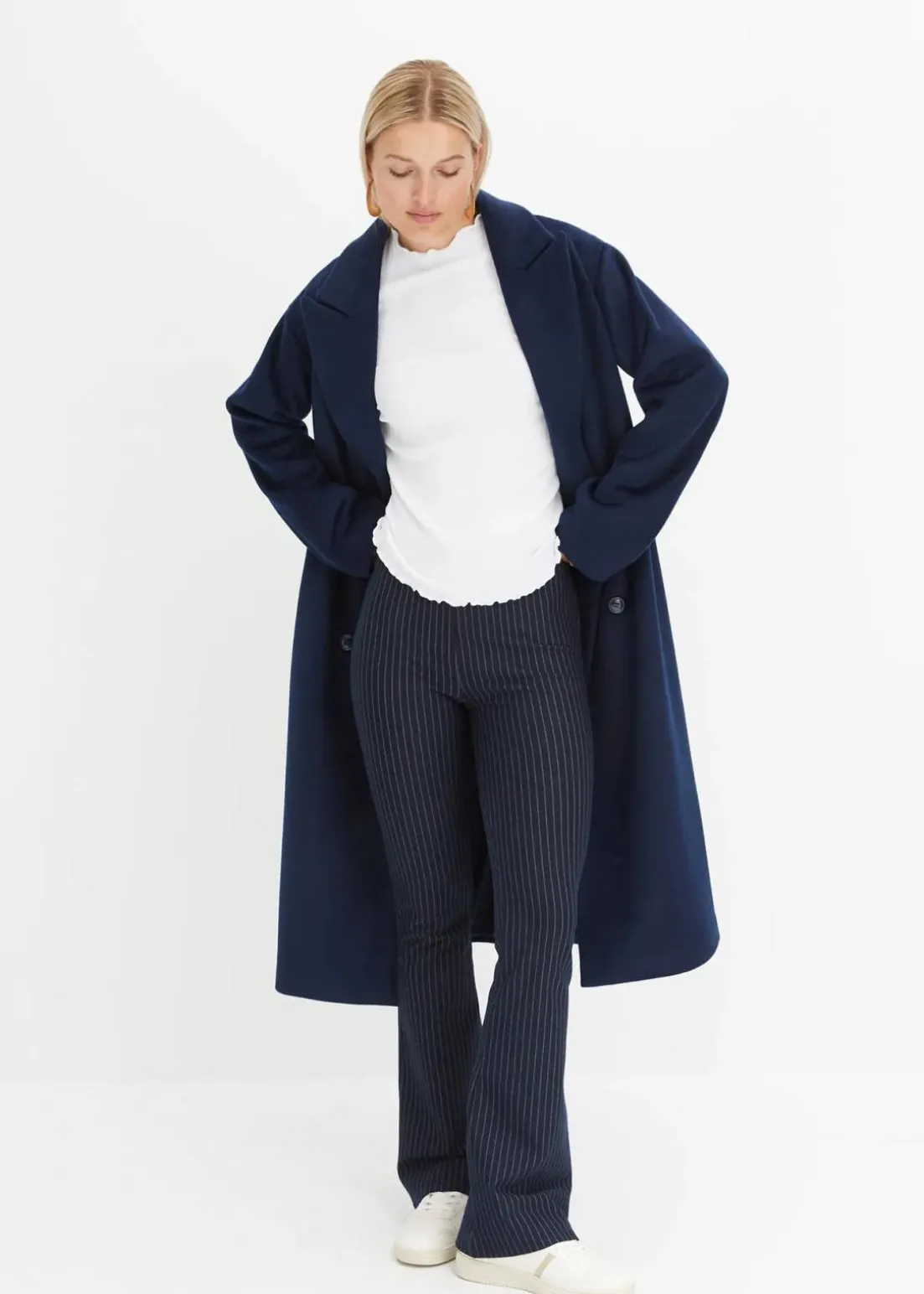 Ausgestellte Schlupfhose mit Nadelstreifen