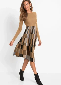 Ausgestelltes Jacquard-Strickkleid