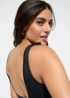 Badeanzug mit Volants