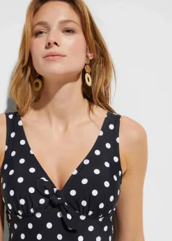 Badekleid mit breiten Trägern