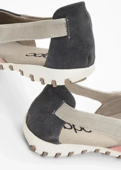 Ballerinas aus Veloursleder