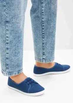 Ballerinas mit dekorativer Schnürung