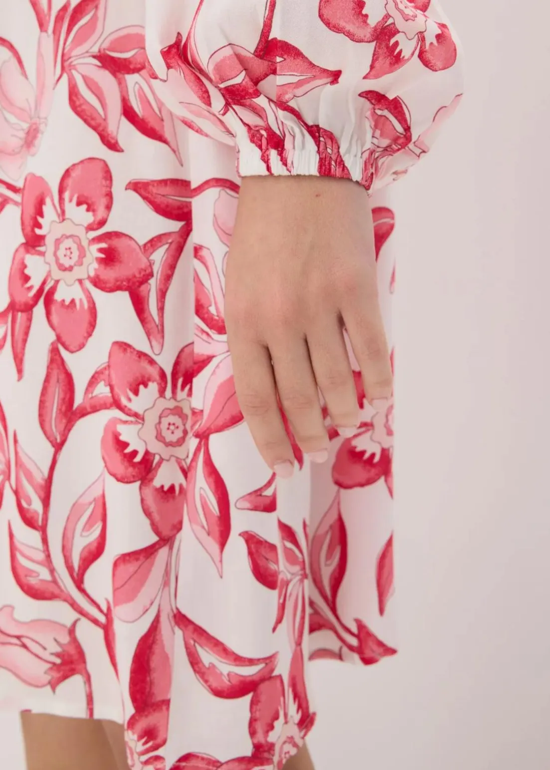 bedrucktes Tunika-Kleid aus fließender Viskose