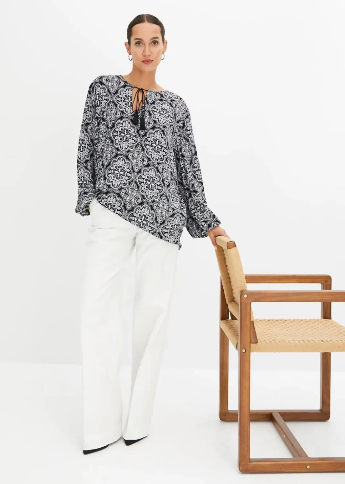 Blusenshirt aus strukturierter Viskose