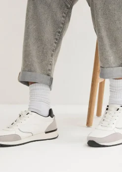 Boyfriend-Jeans mit Vintagewaschung