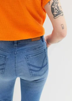 Capri-Ultra-Soft-Jeans