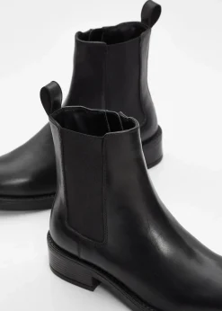 Chelsea-Boots aus Leder