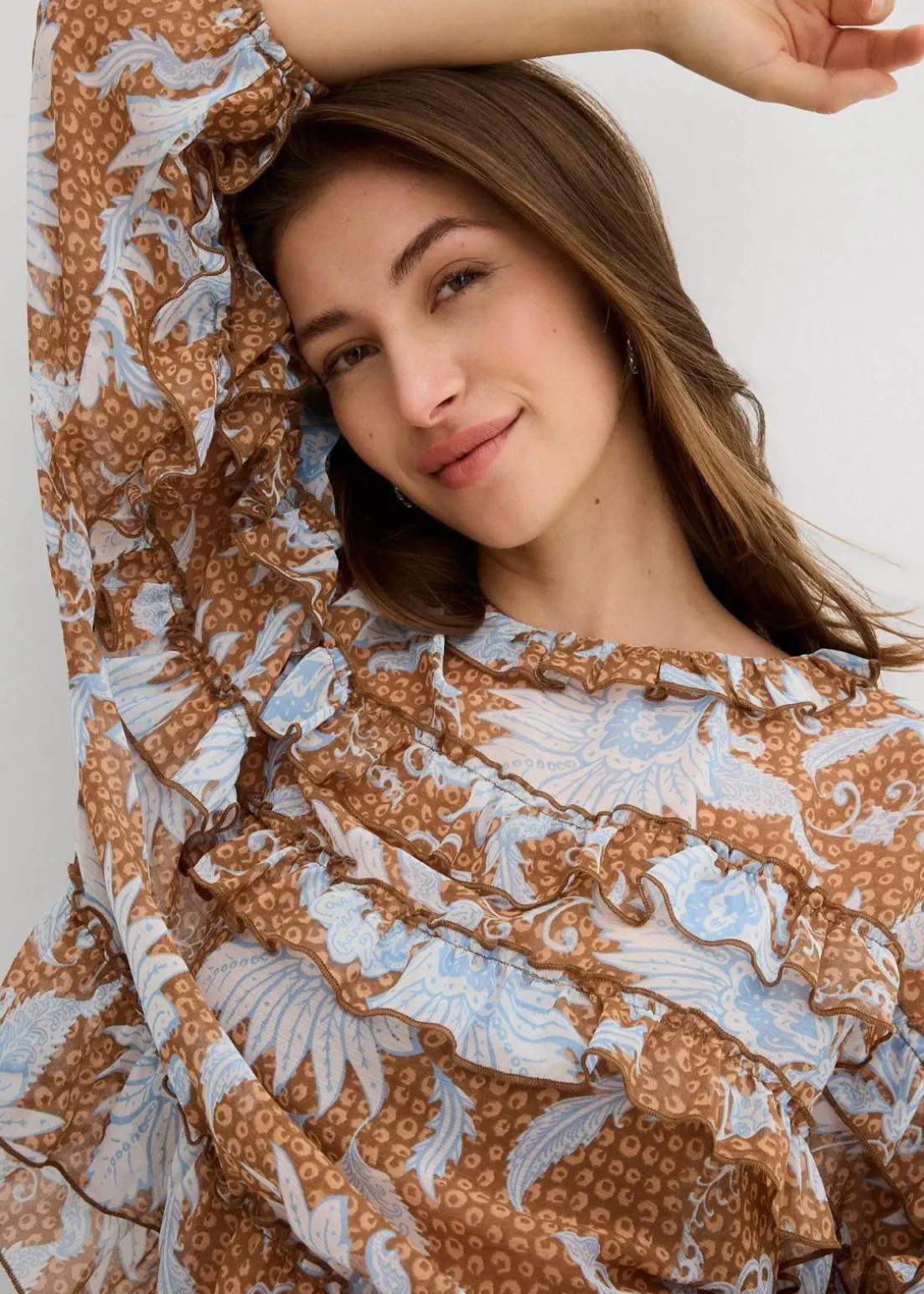 Chiffonbluse mit Rüschen