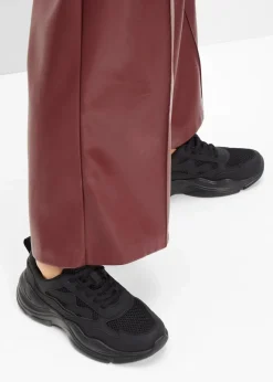 Chunky Sneaker mit Mesh-Einsatz