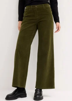 Cordhose im Marlene-Stil