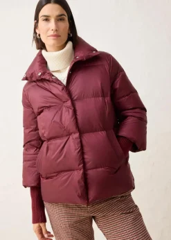 Daunenjacke mit recycelten Daunen​ und Strickärmeln