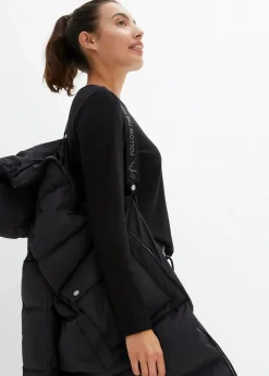 Daunenmantel mit reflektierenden Details