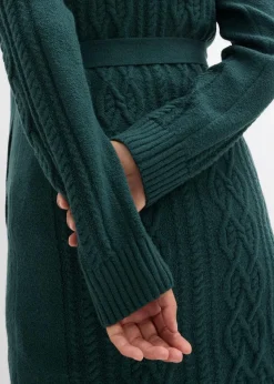 Extra lange Umstands-Strickjacke und Strickkleid aus Baumwoll-Mix