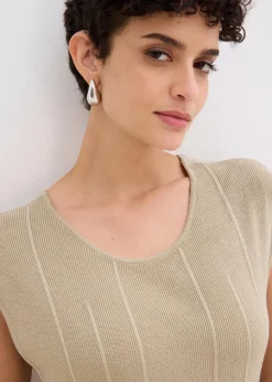 Figurbetontes Strickkleid aus Viskose-Mix