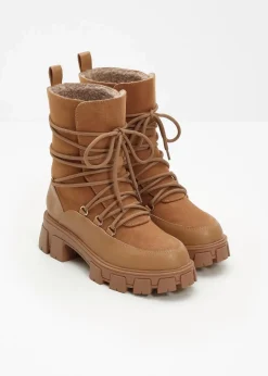 Gefütterte Schnürboots