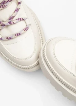 Gefütterte Schnürboots