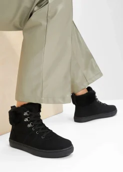 Gefütterte Schnürboots