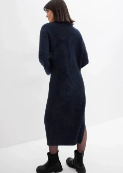 Geripptes Strickkleid