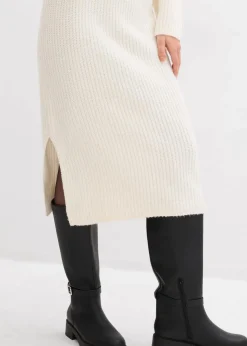 Geripptes Strickkleid