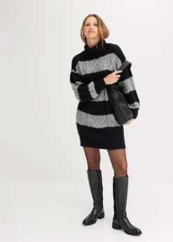 Gestreiftes Strickkleid