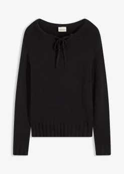 Grobstrick-Pullover mit Bindelösung