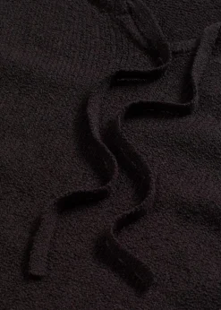 Grobstrick-Pullover mit Bindelösung