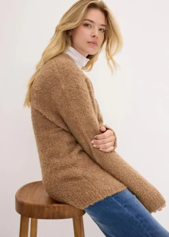 Grobstrick-Pullover mit V-Ausschnitt