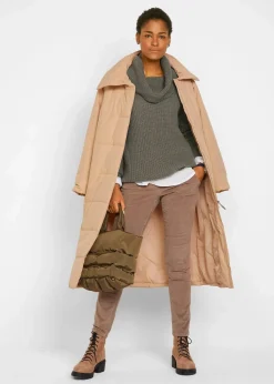 Grobstrick-Pullover mit weitem Kragen