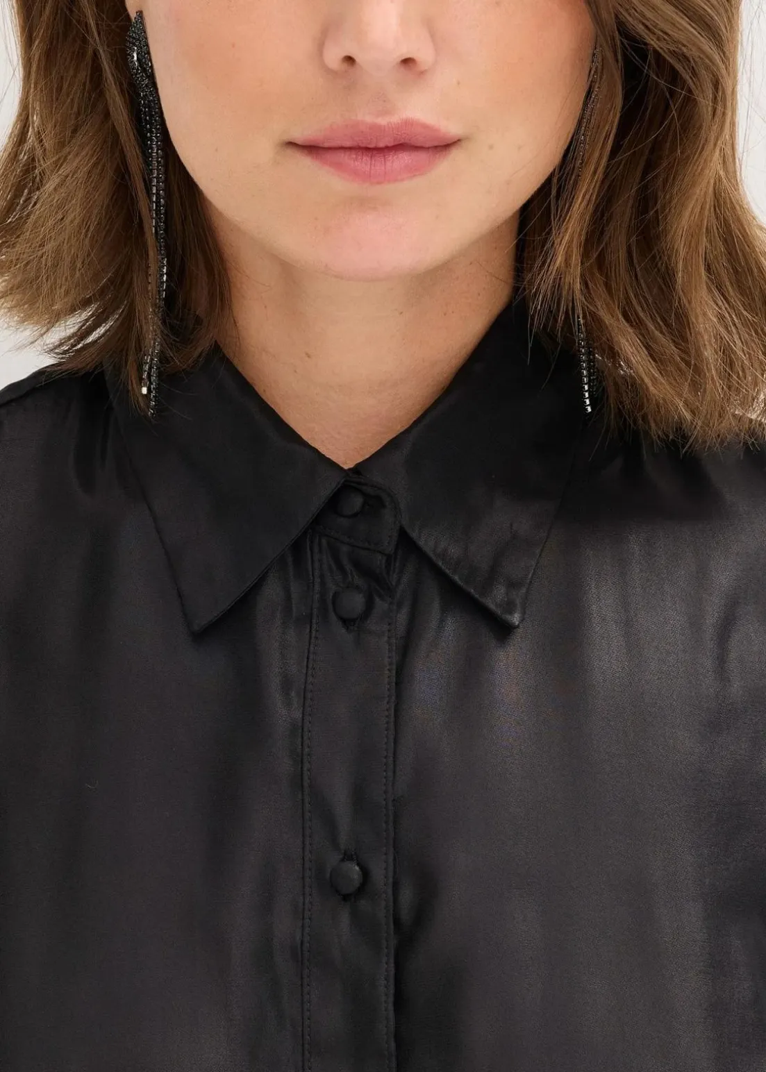 Hemdbluse aus glänzendem Satin