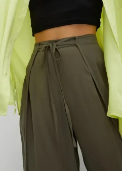 Hose aus fließender Viskose