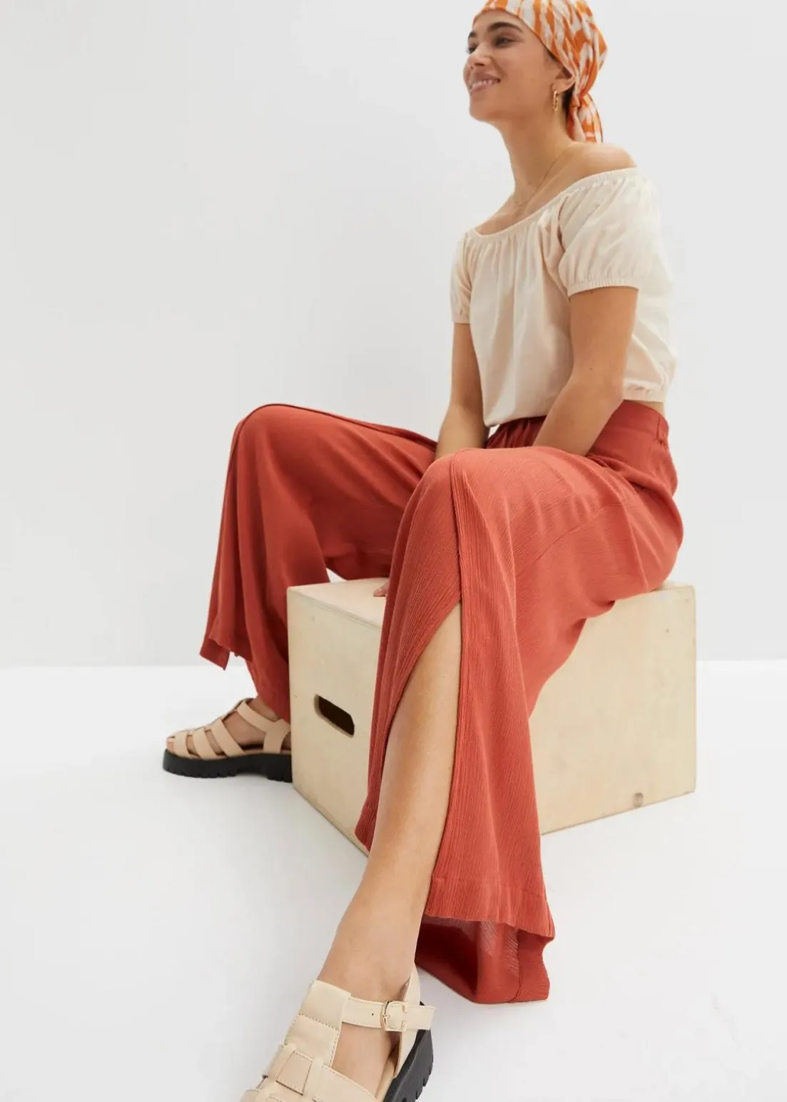 Hose aus fließender Viskose