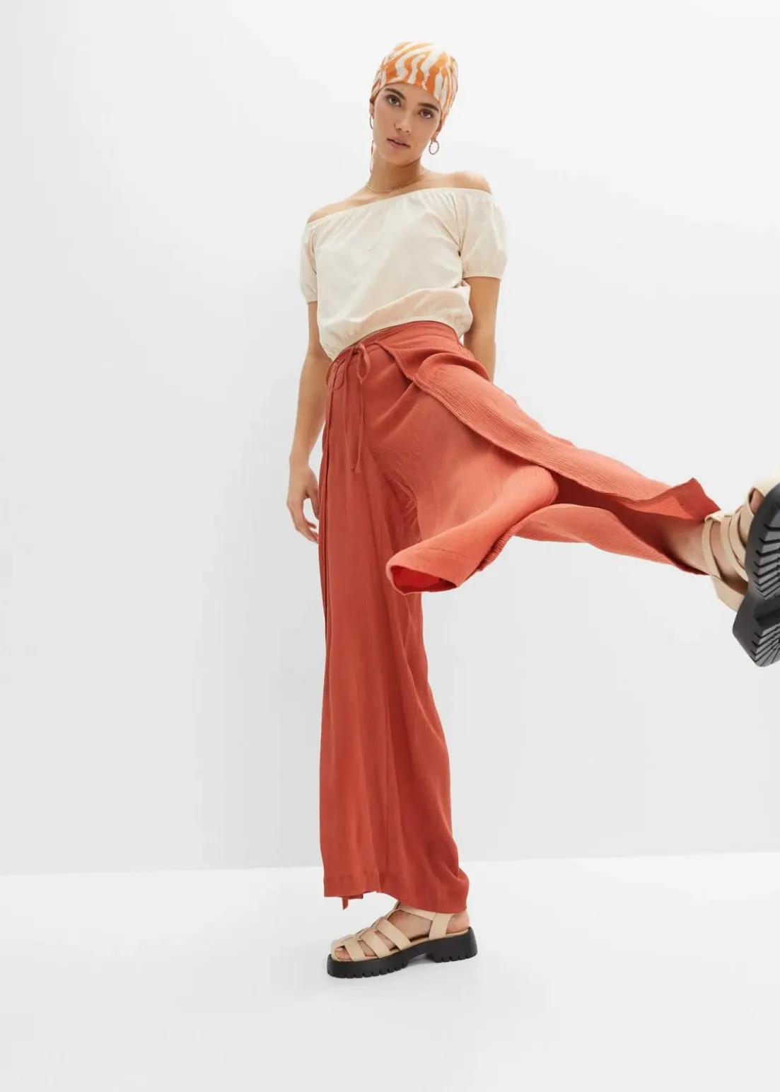 Hose aus fließender Viskose