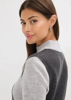 Jacquard-Strickkleid mit modernen Streifen