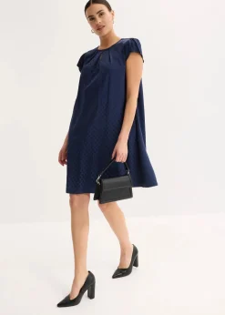 Jaquard-Kleid mit eingelegten falten