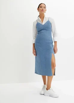 Jeanskleid mit Schlitz