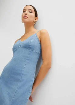 Jeanskleid mit Schlitz