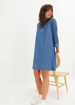 Jeanskleid mit Stickerei