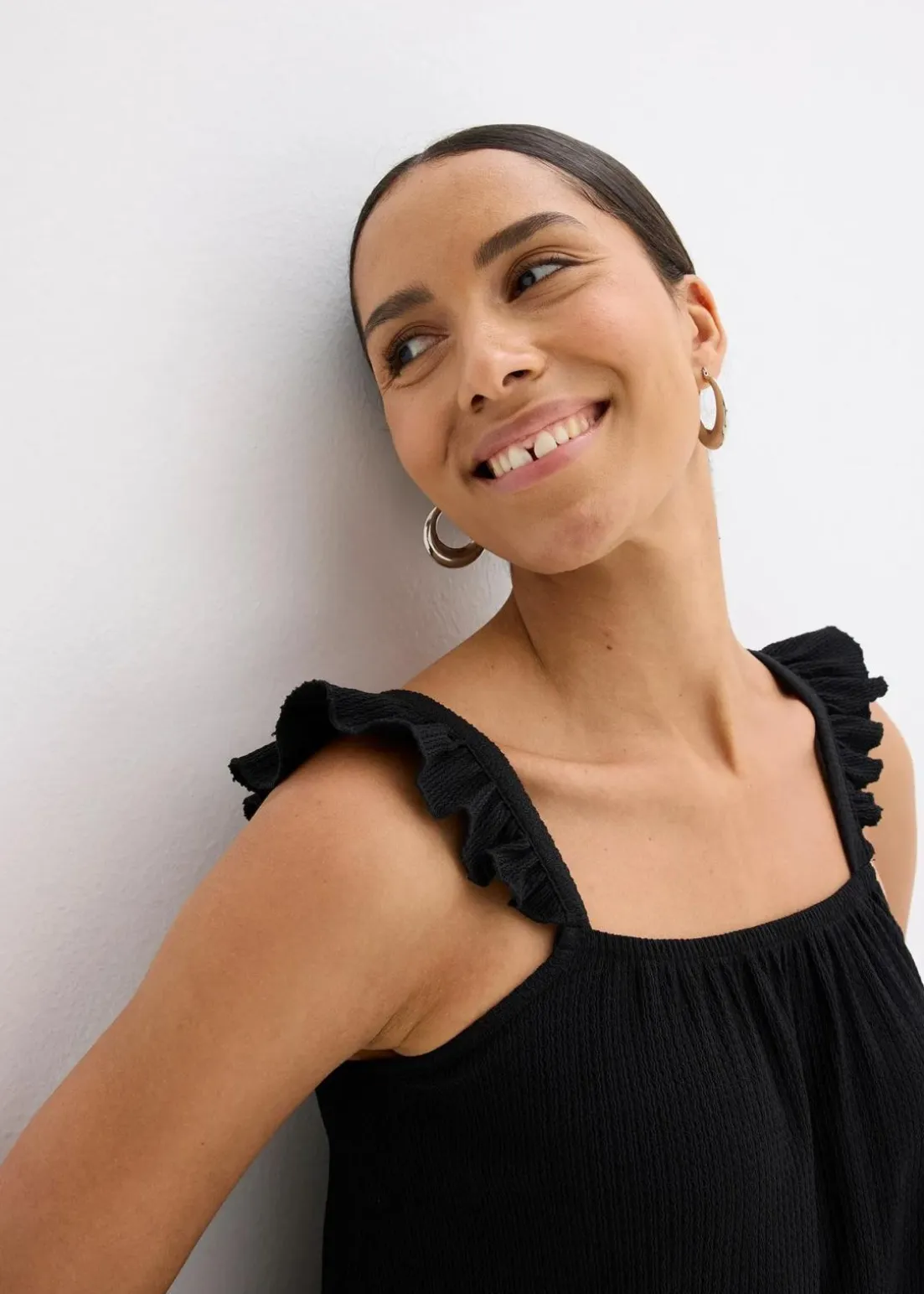 Jerseycrepe-Top mit Volant-Träger