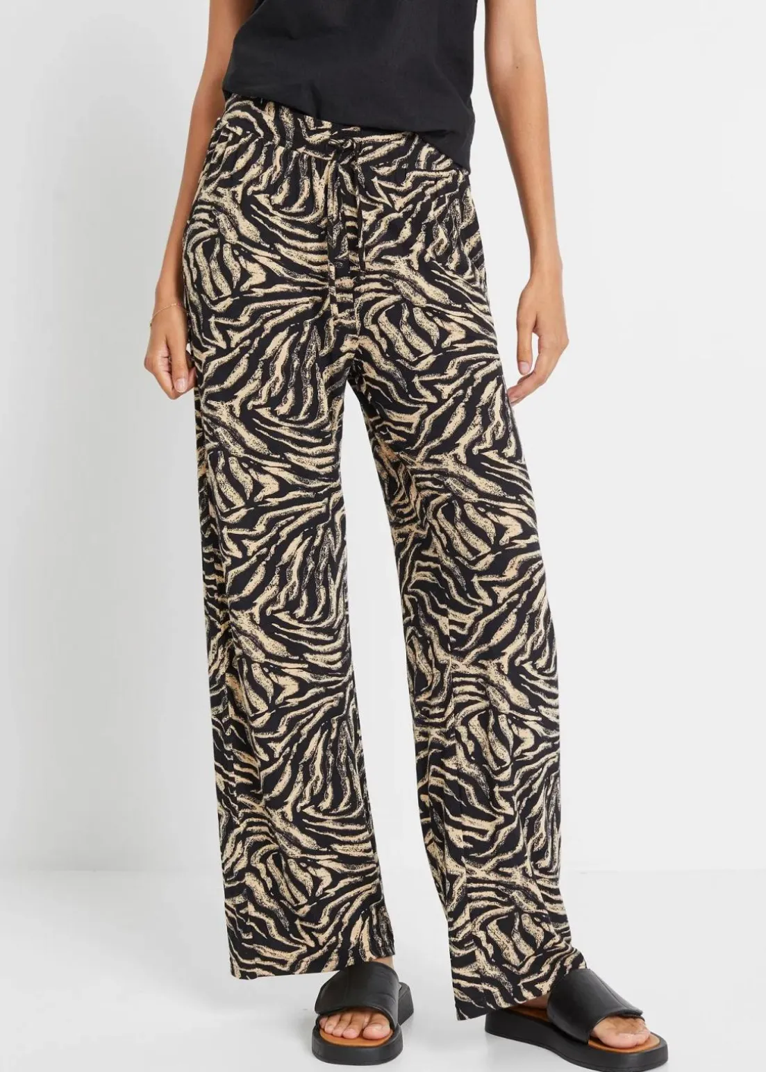 Jersey-Hose aus fließendem Viskose-Mix