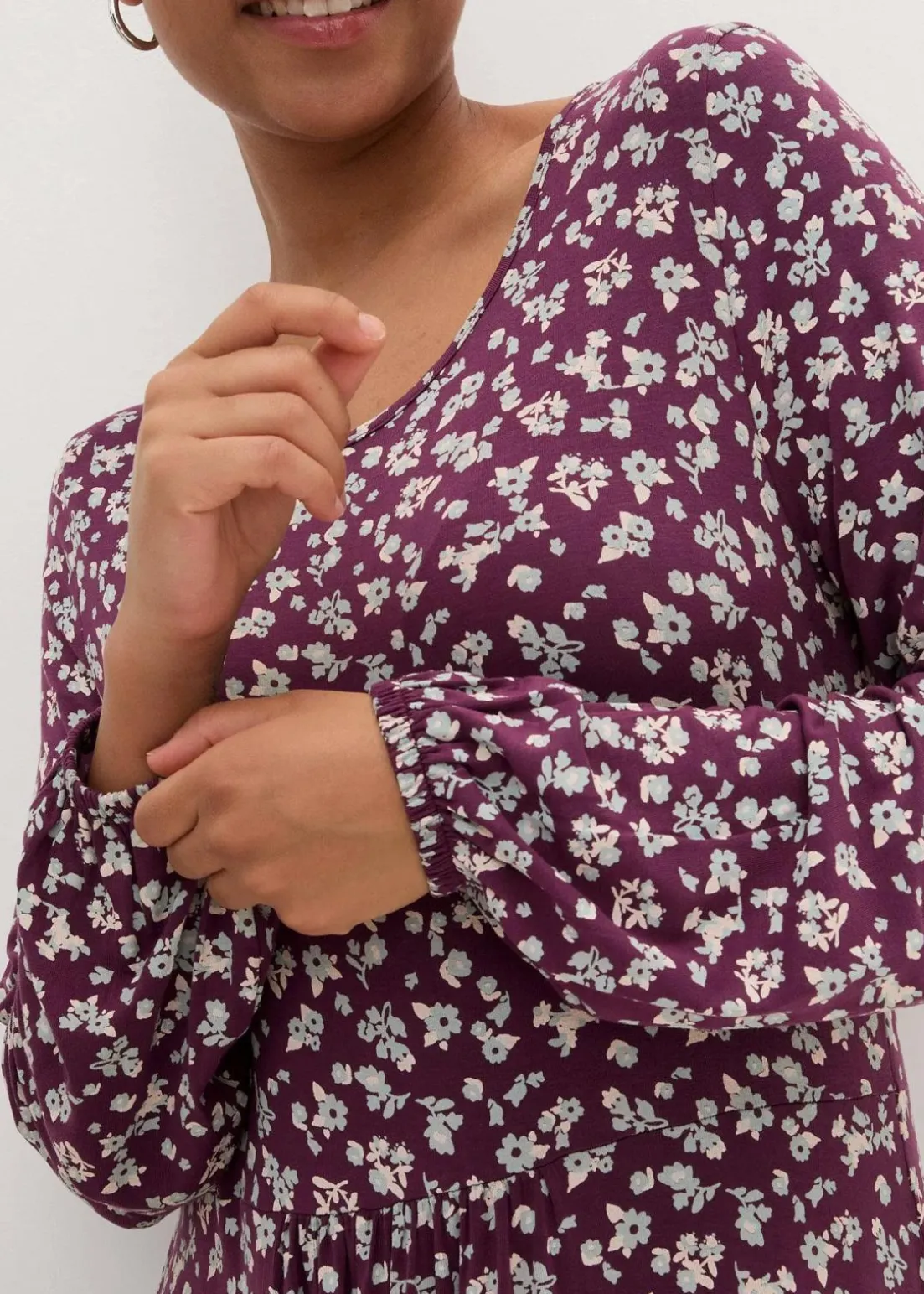 Jerseykleid aus fließendem Viskose-Mix