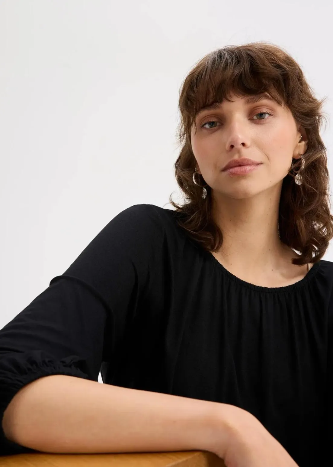 Jerseykleid aus fließendem Viskose-Mix