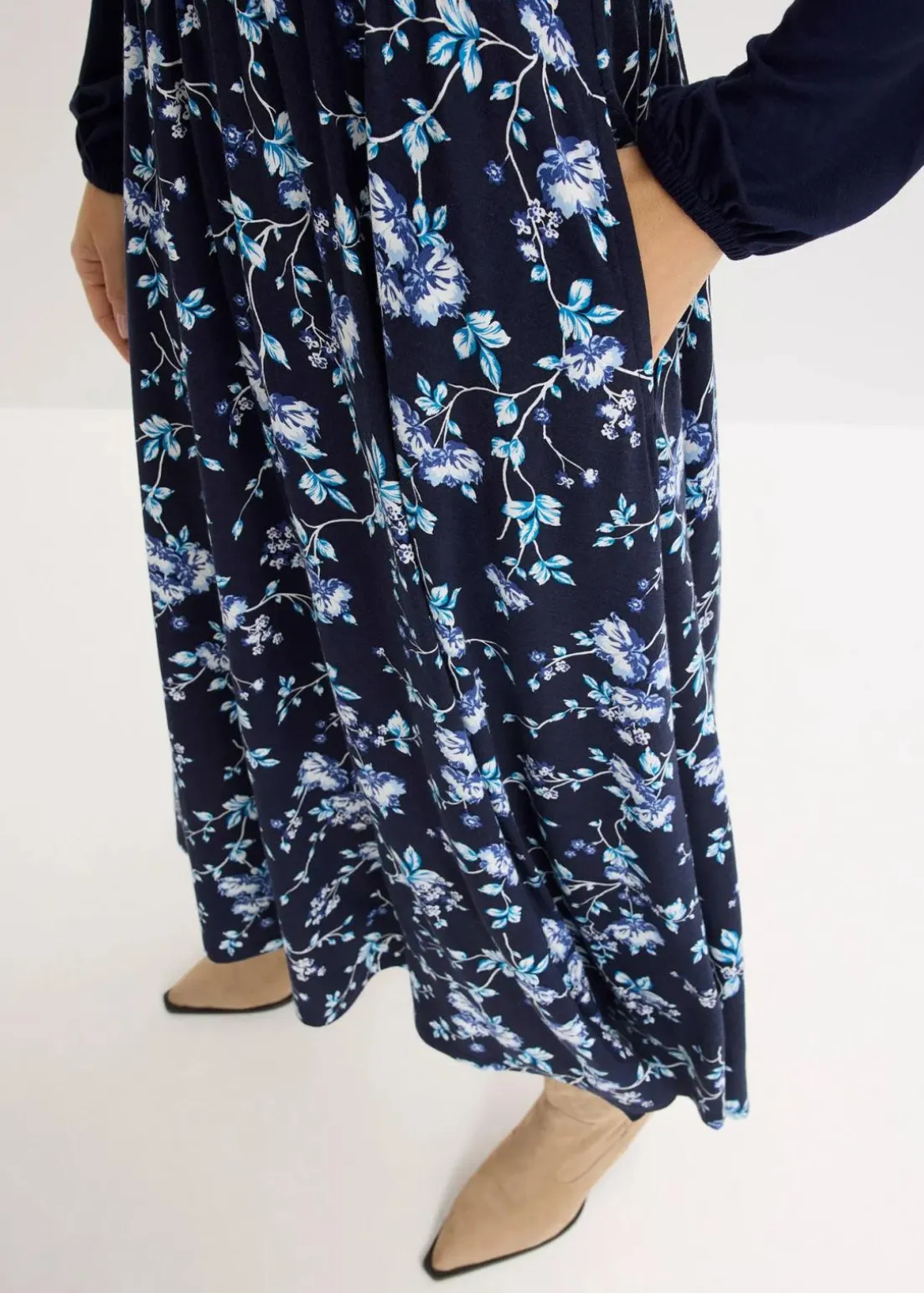 Jerseykleid aus Viskose-Mix