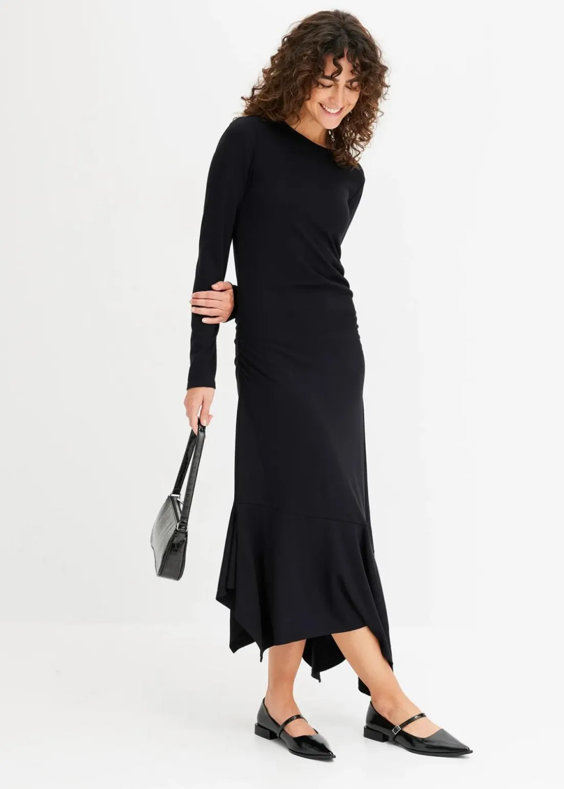 Jerseykleid mit asymmetrischem Saum