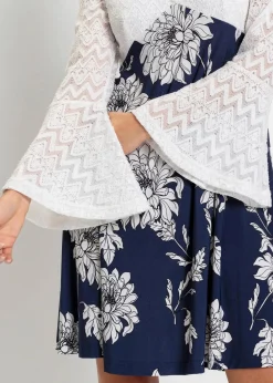 Jerseykleid mit Spitze