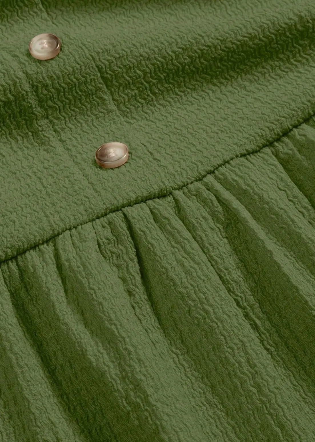 Jersey-Kleid mit Volants und dekorativer Knopfleiste