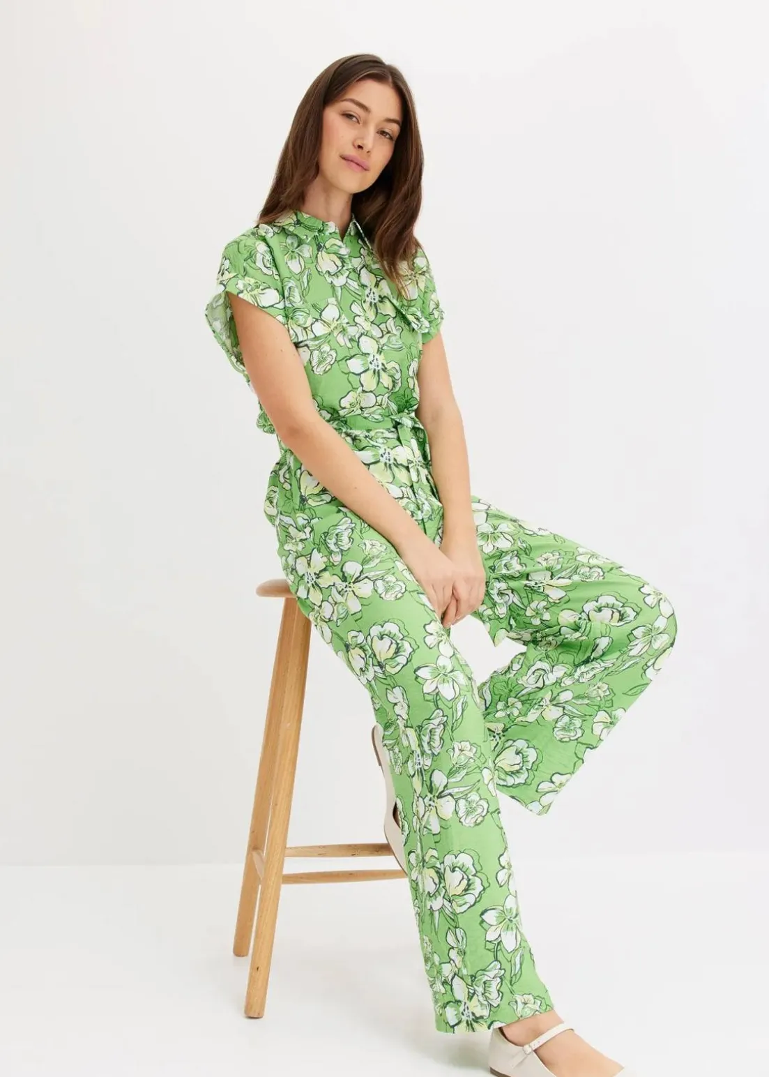 Jumpsuit aus fließendem Viskose-Mix