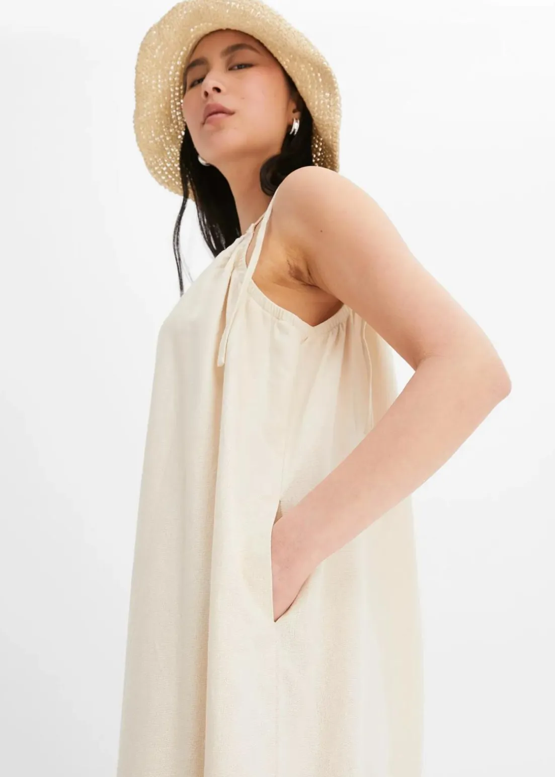 Jumpsuit aus leichtem Leinen-Viskose-Mix