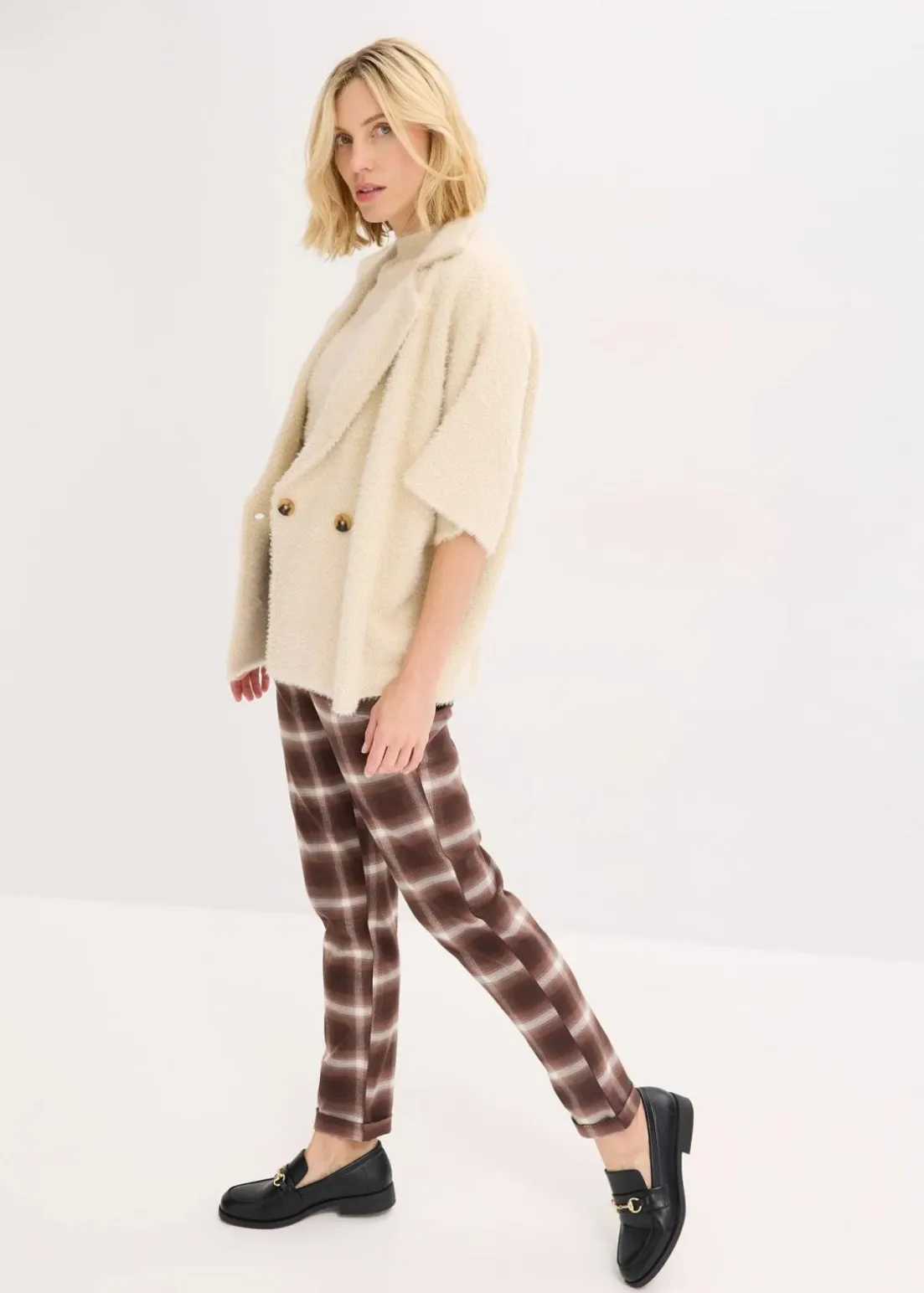 Karohose mit Umschlag