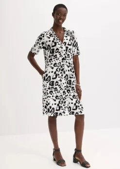 Kleid aus fließender Viskose