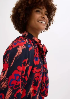 Kleid mit Schluppenkragen